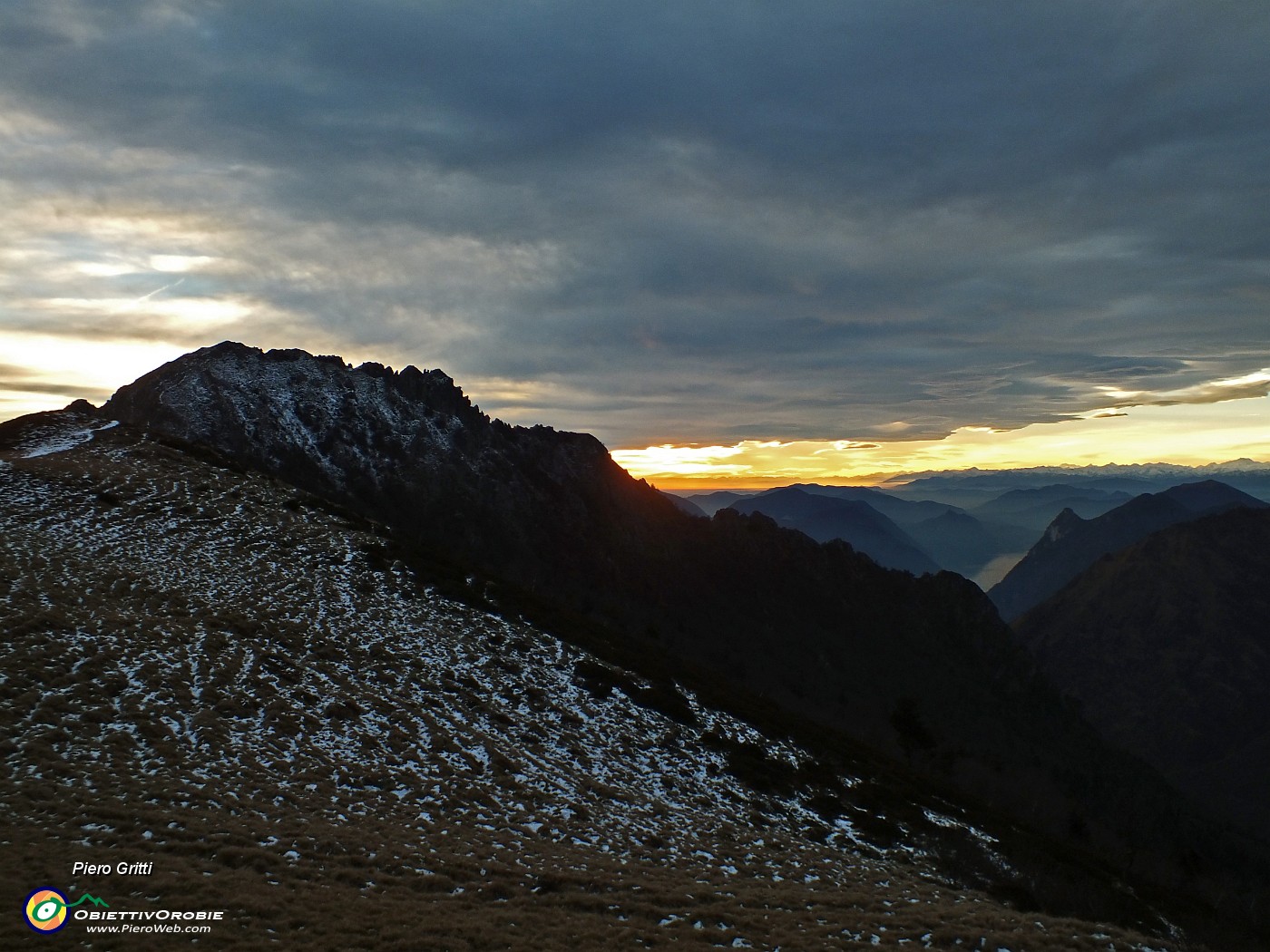 81 Il Grona nei colori del tramonto.JPG